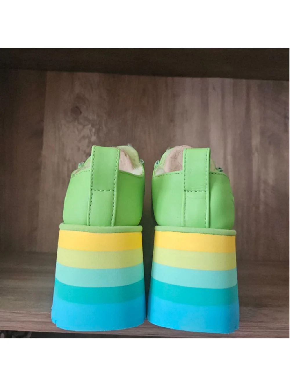 UGG Urseen Platform All Gender Multicolor Lamb Wool Slide On Womens 7 NIB Green - Picture 3 of 9